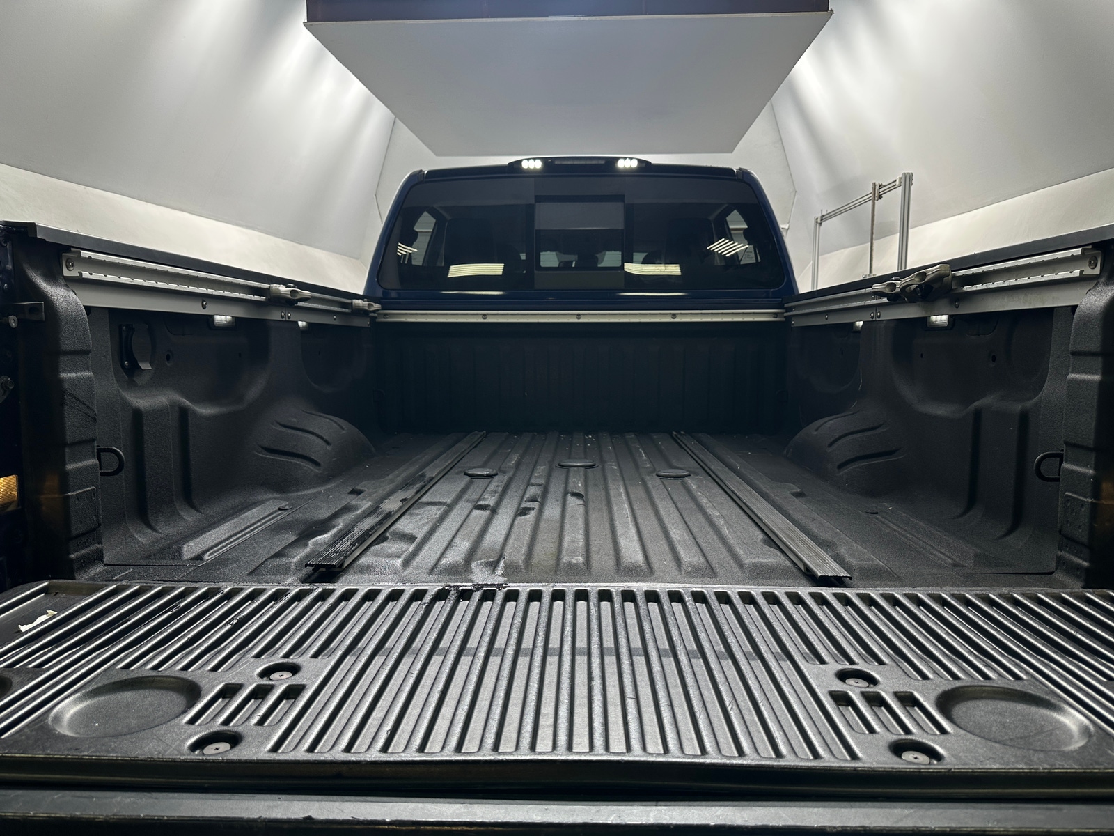 Thumbnail: 2018 Nissan Titan - 7