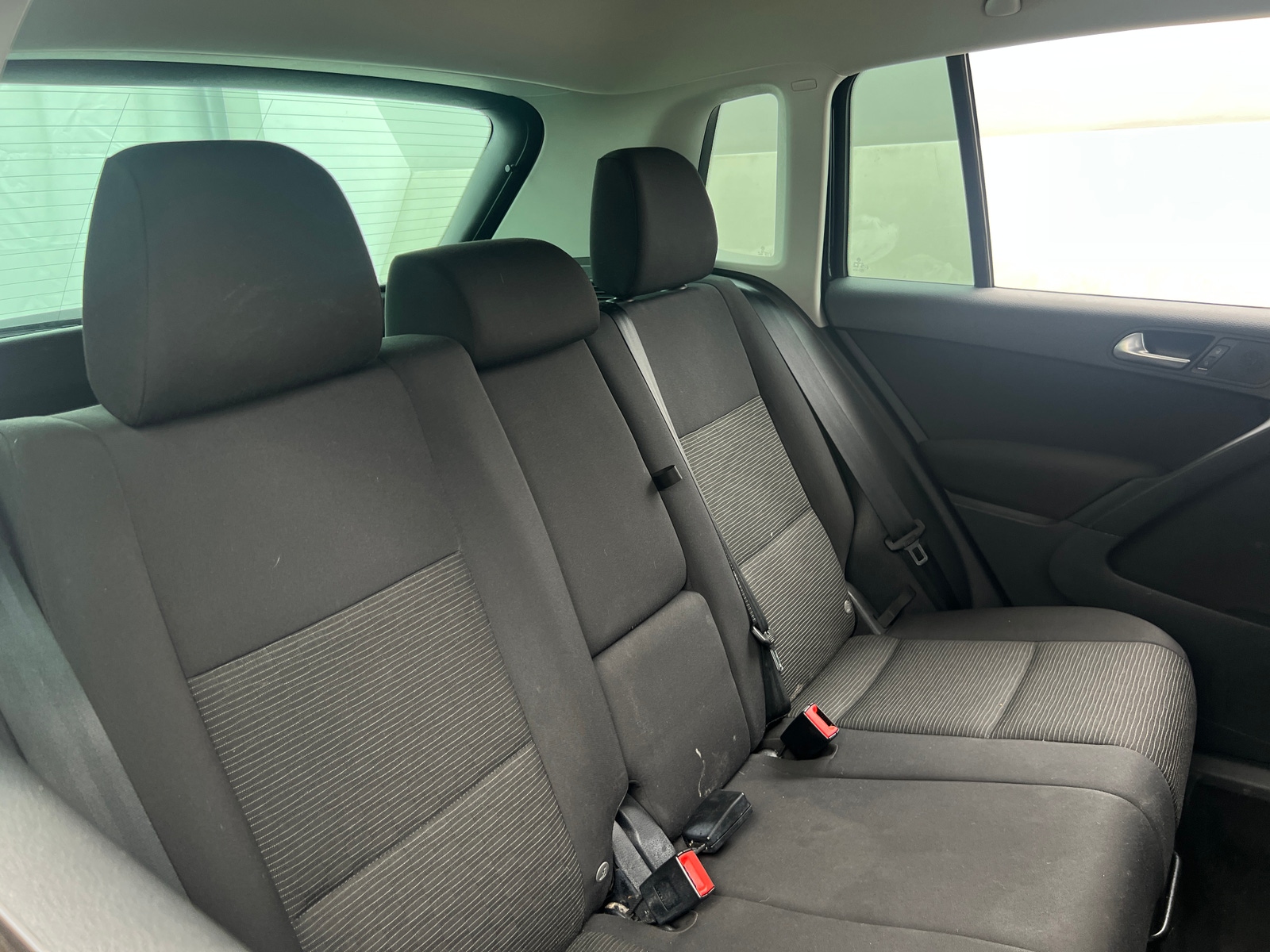 Thumbnail: 2018 Volkswagen Tiguan - 6