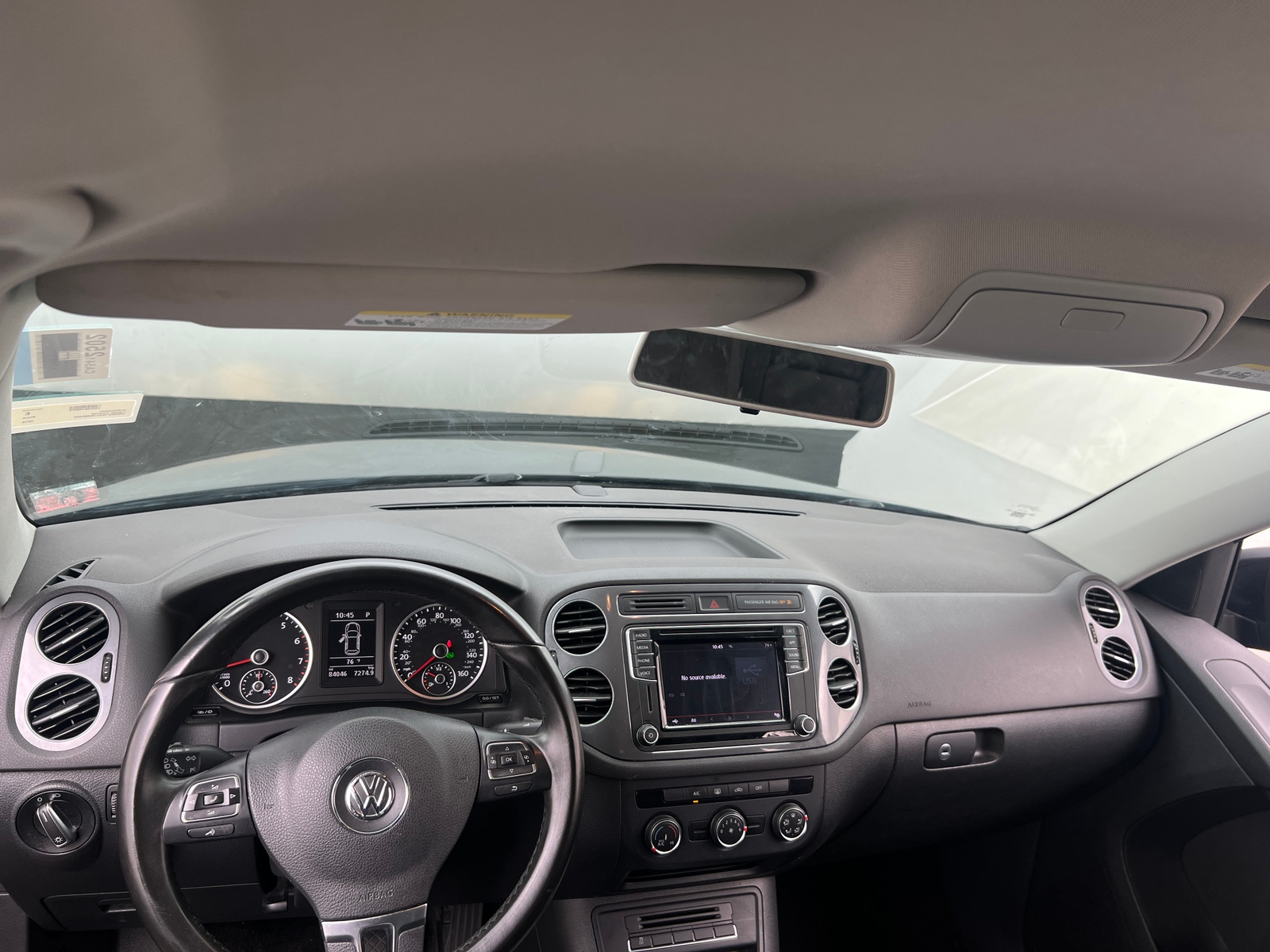 Thumbnail: 2018 Volkswagen Tiguan - 3