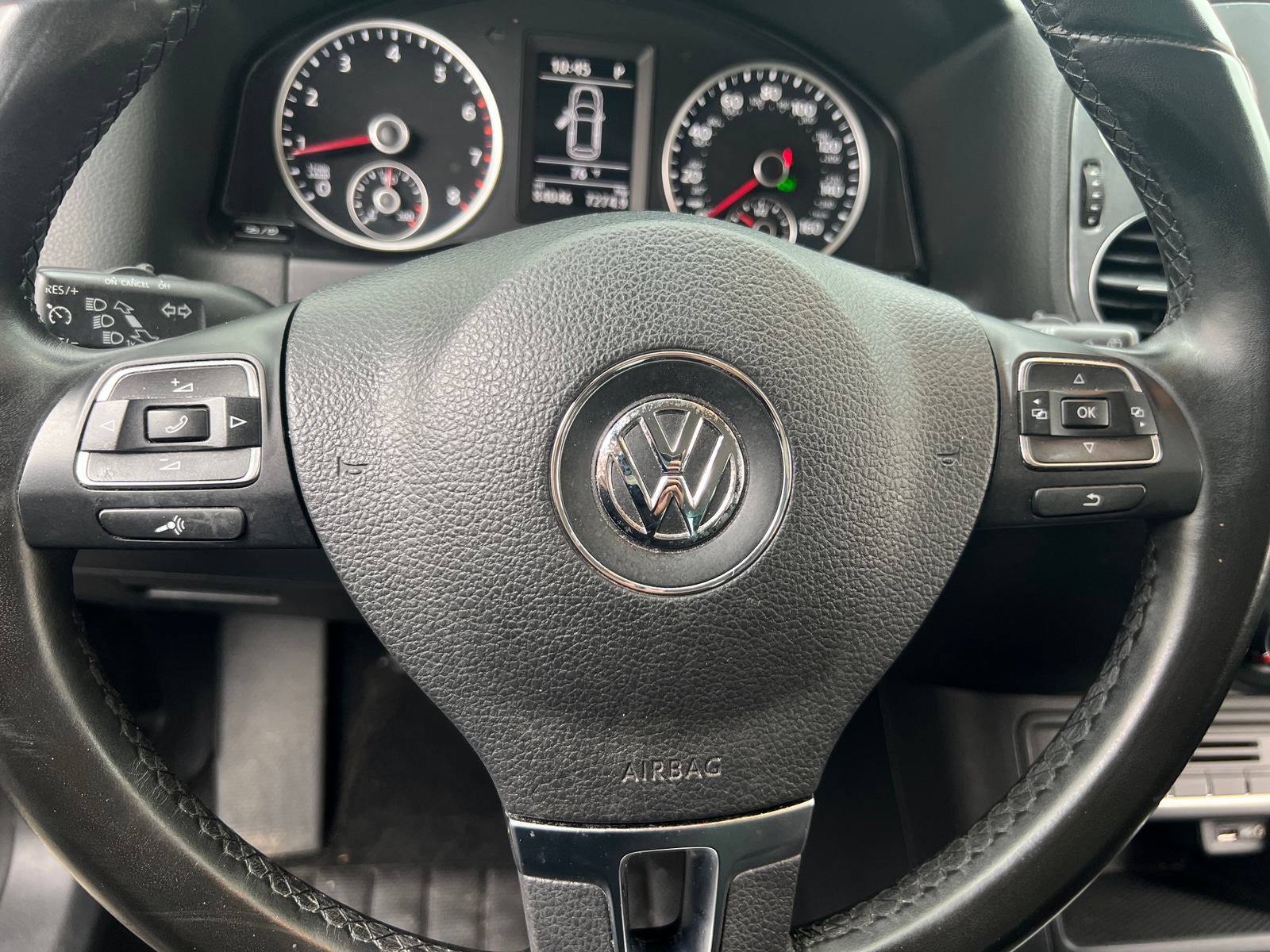 Thumbnail: 2018 Volkswagen Tiguan - 5