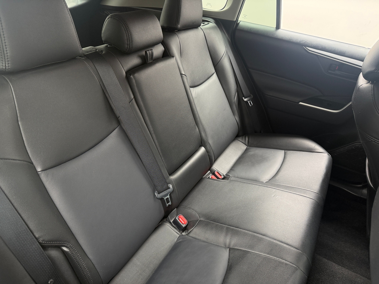 Thumbnail: 2021 Toyota RAV4 - 6