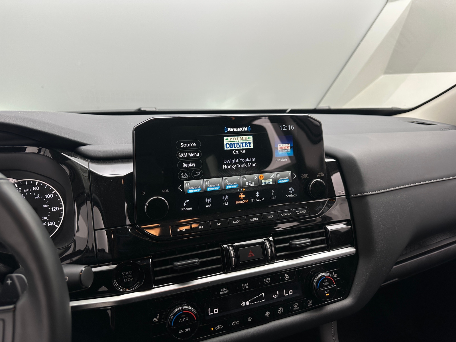 Thumbnail: 2025 Nissan Pathfinder - 3