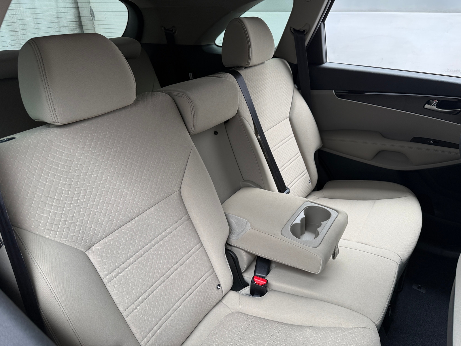 Thumbnail: 2020 Kia Sorento - 6
