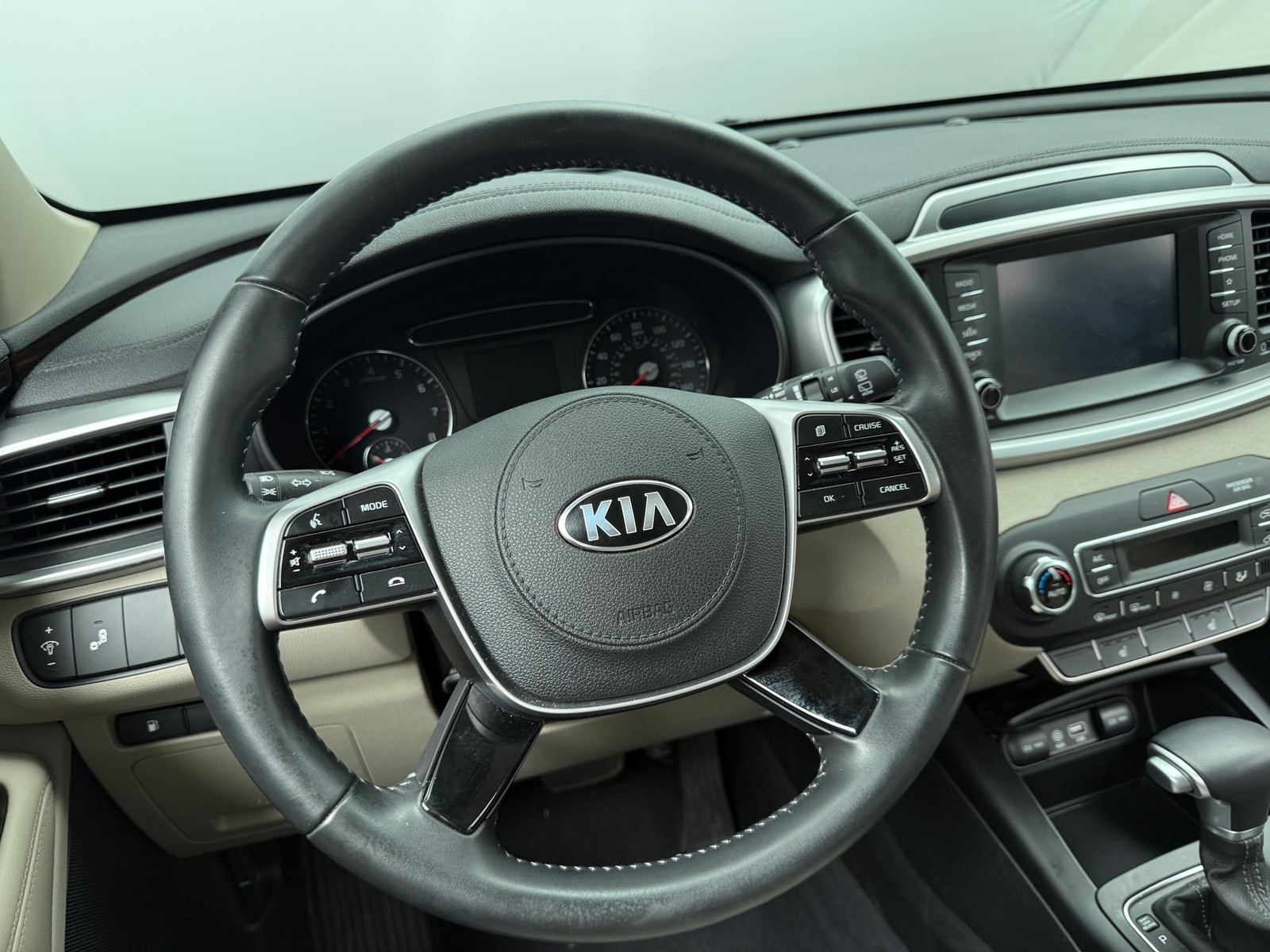 Thumbnail: 2020 Kia Sorento - 5