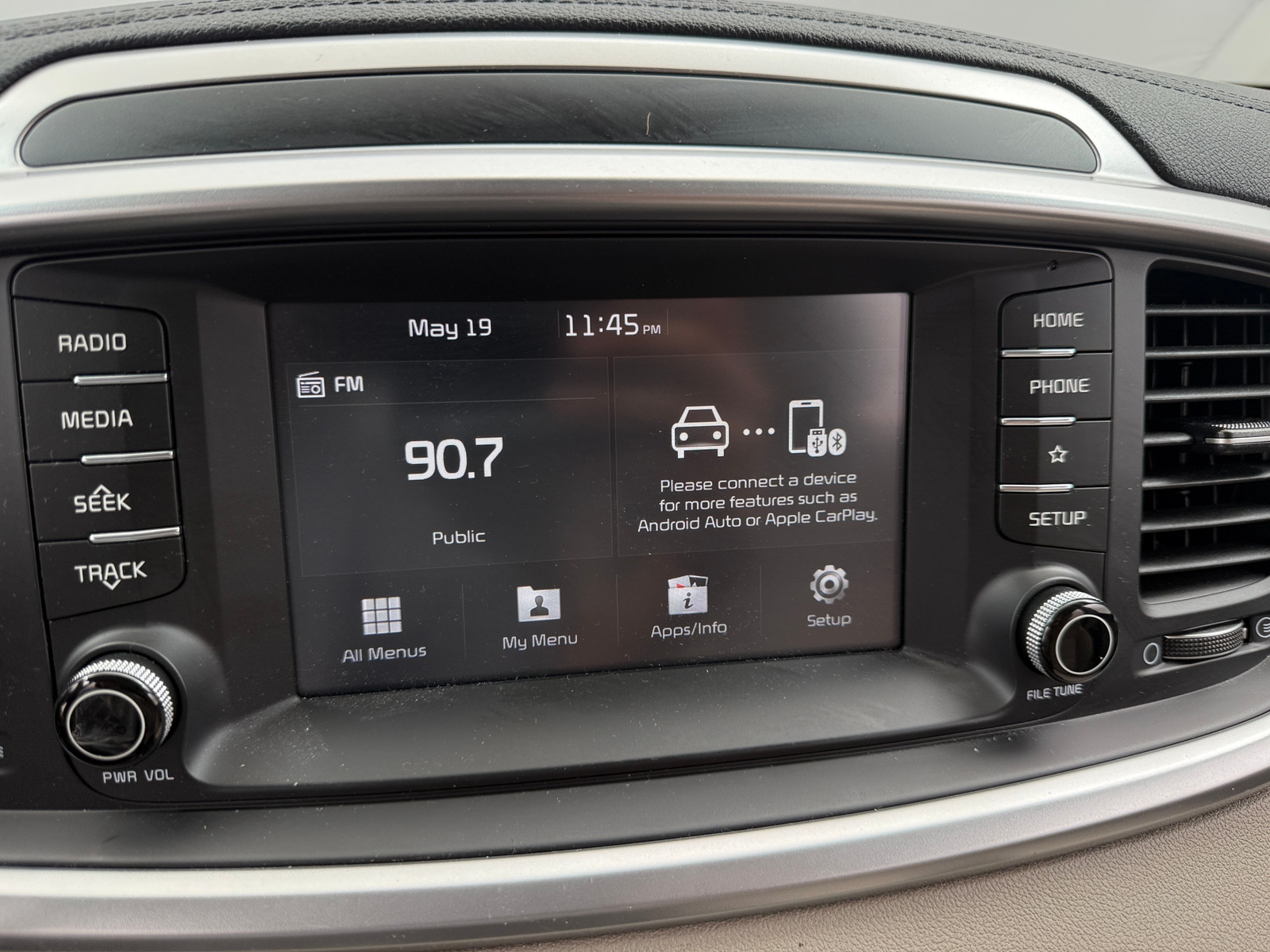 Thumbnail: 2020 Kia Sorento - 4