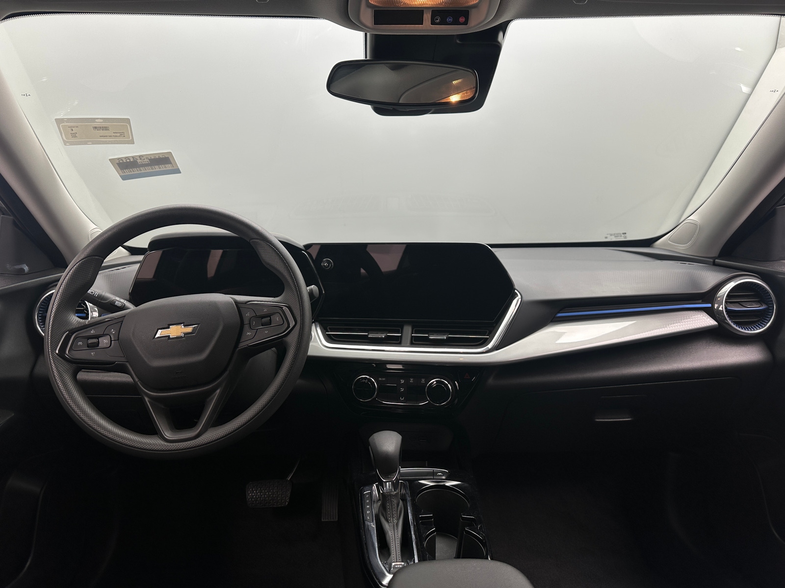Thumbnail: 2025 Chevrolet Trax - 3