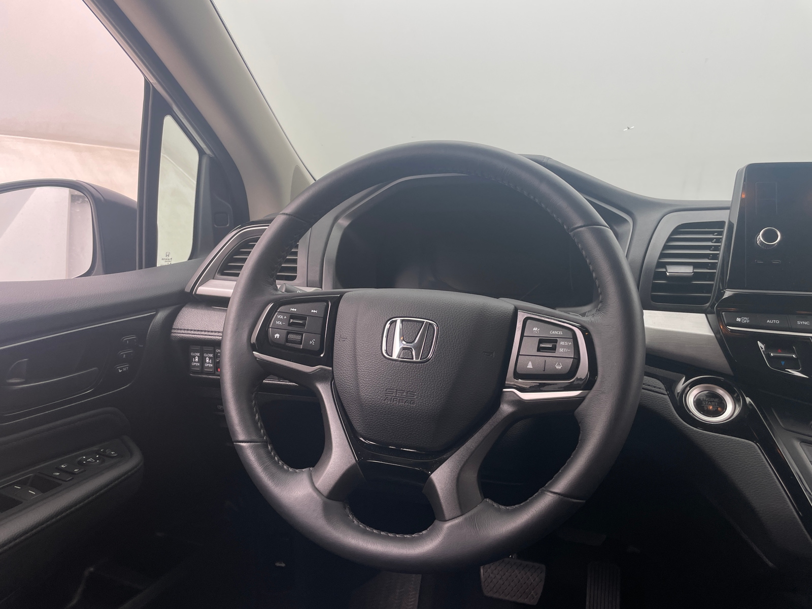 Thumbnail: 2025 Honda Odyssey - 4