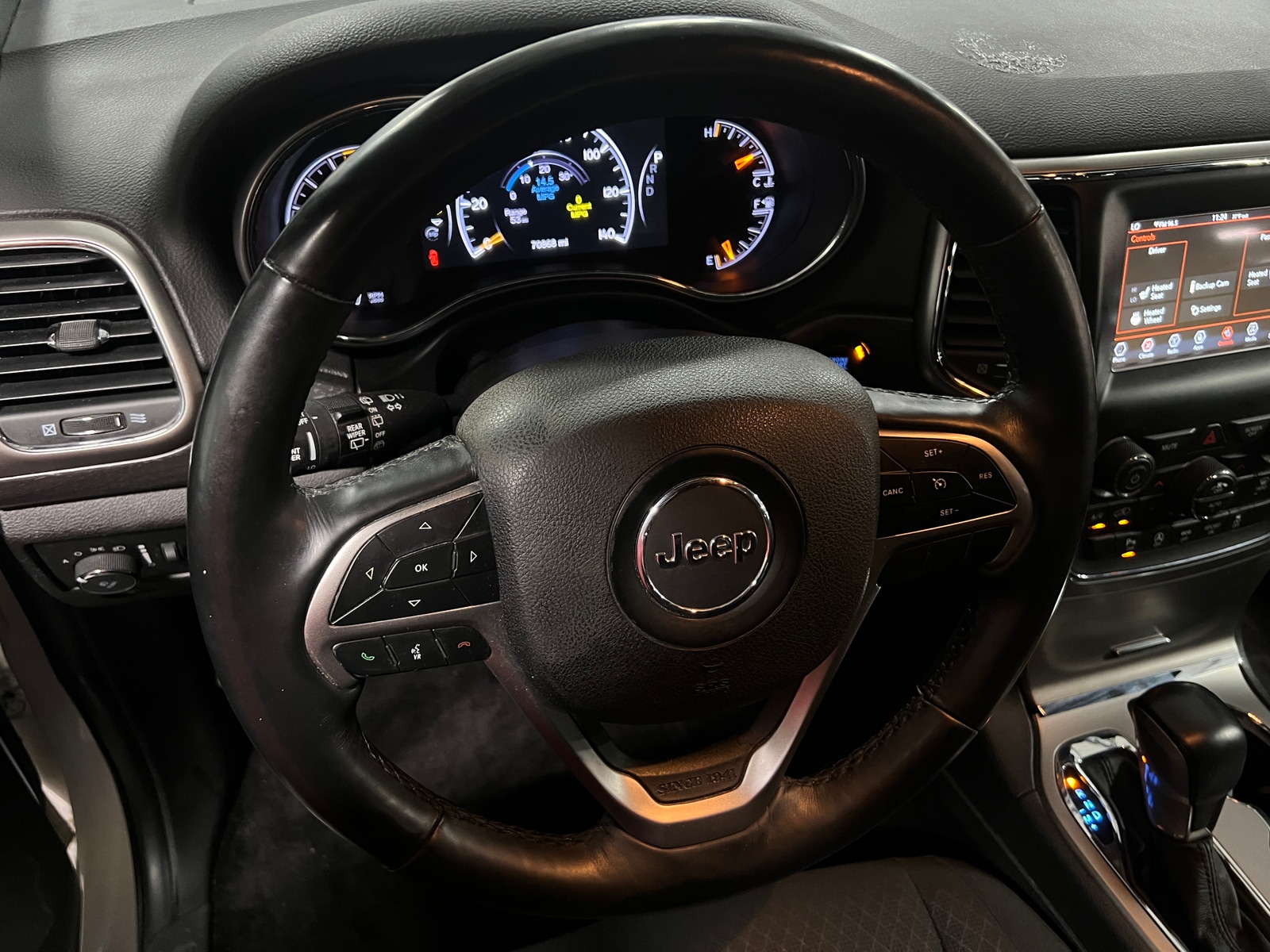 Thumbnail: 2018 Jeep Grand Cherokee - 5