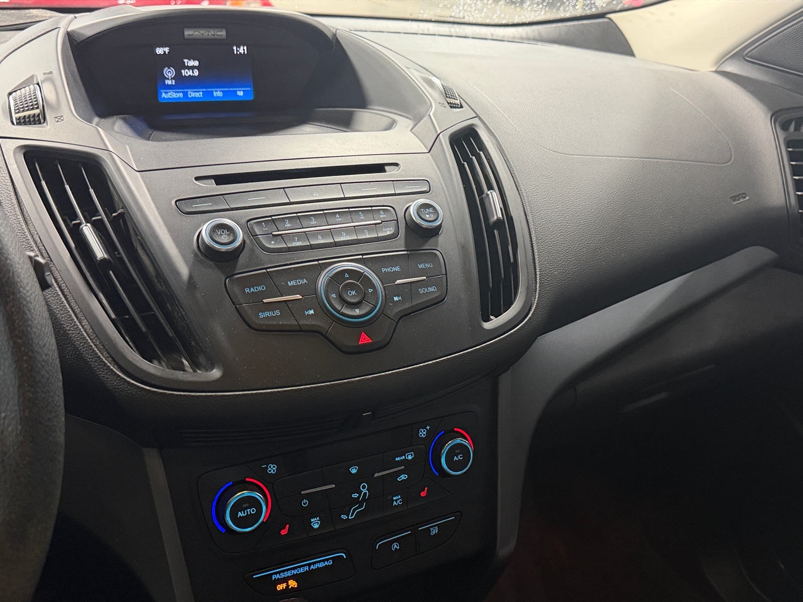 Thumbnail: 2017 Ford Escape - 4