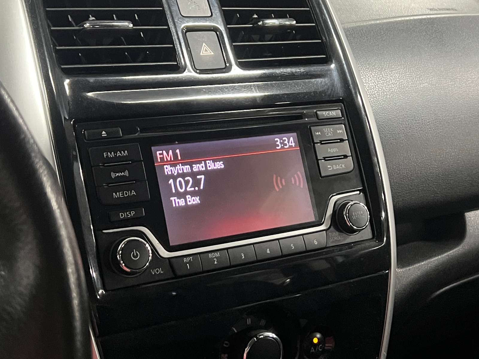 Thumbnail: 2016 Nissan Versa Note - 4
