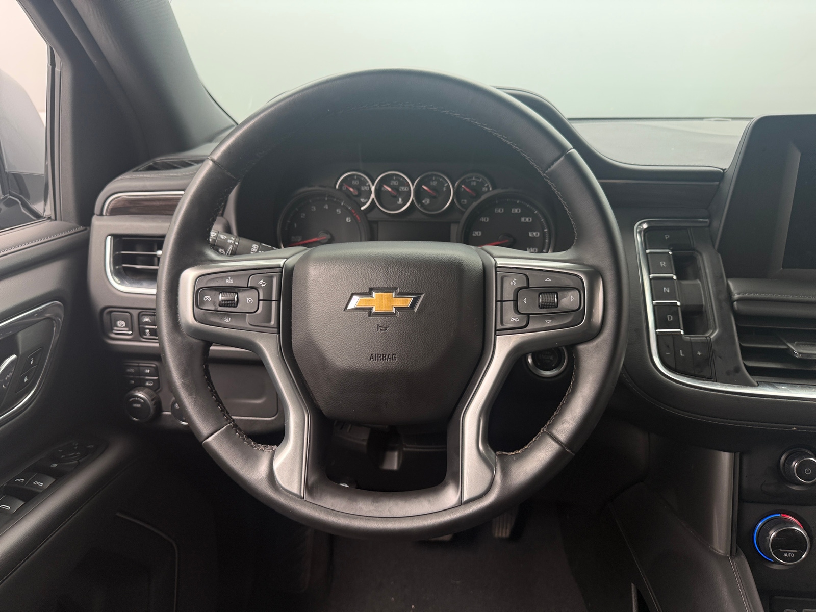 Thumbnail: 2024 Chevrolet Tahoe - 5