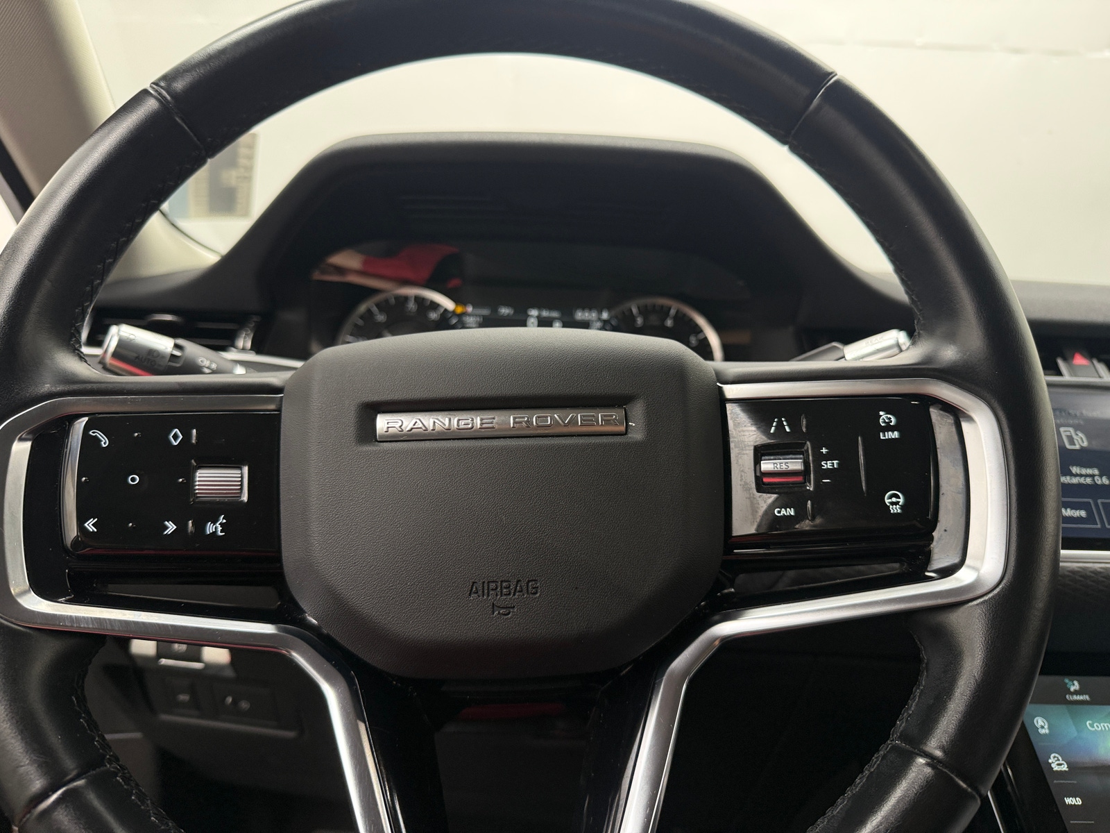 Thumbnail: 2021 Land Rover Range Rover Evoque - 4