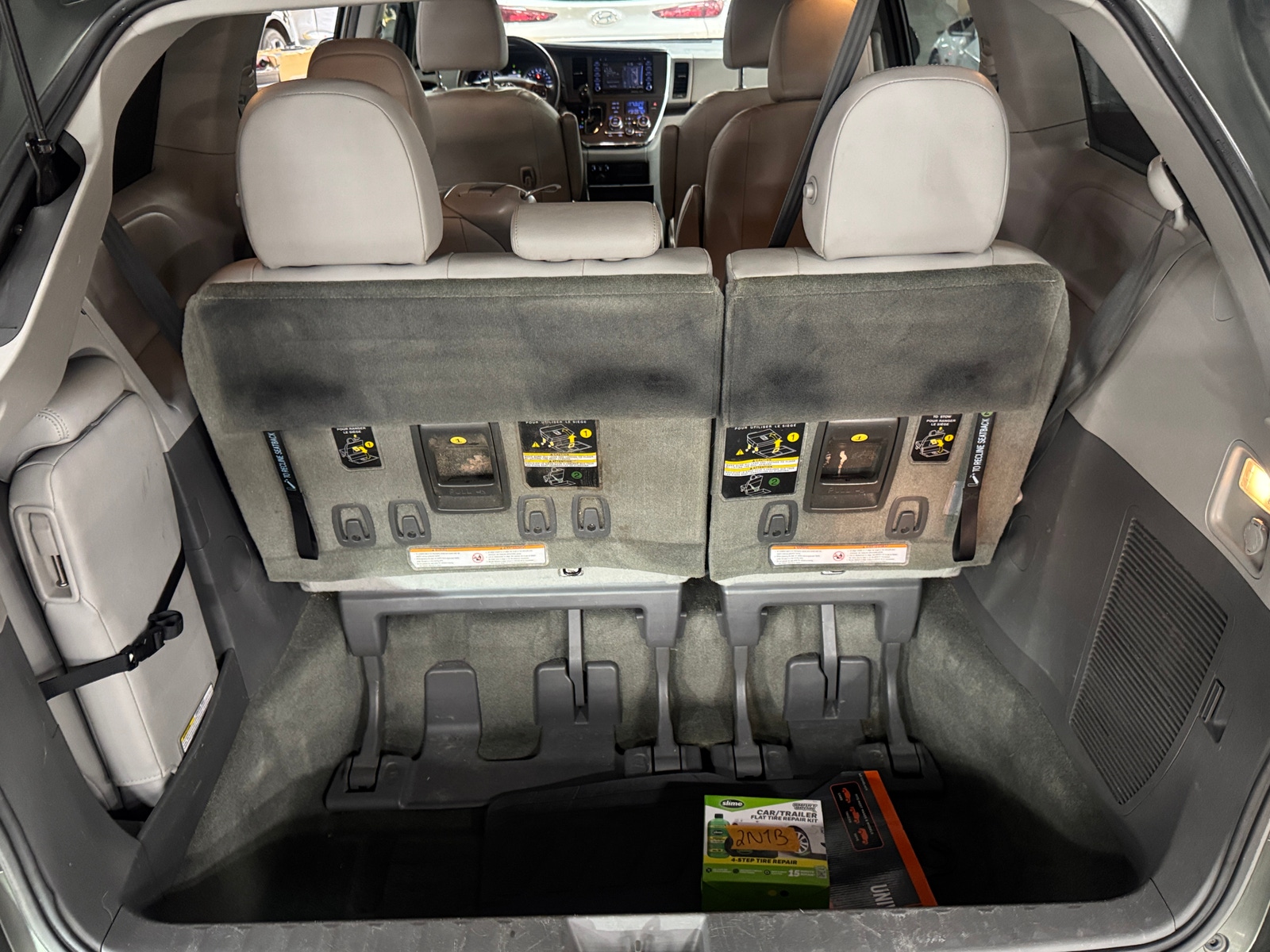Thumbnail: 2018 Toyota Sienna - 6