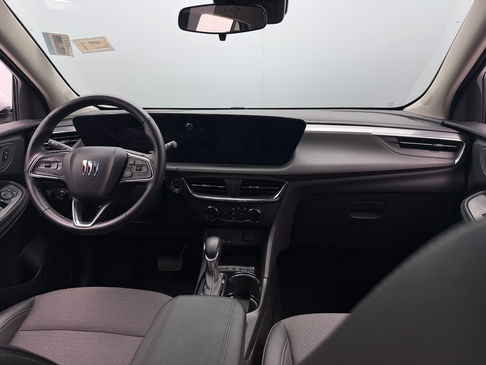 Thumbnail: 2025 Buick Encore GX - 2
