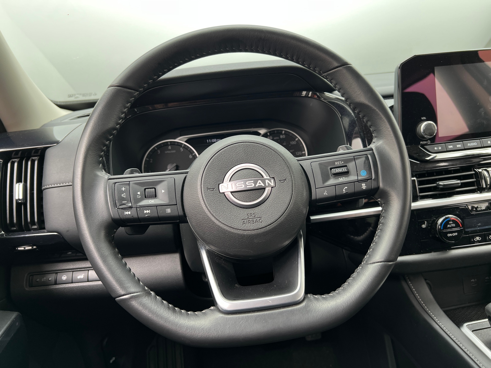 Thumbnail: 2025 Nissan Pathfinder - 5