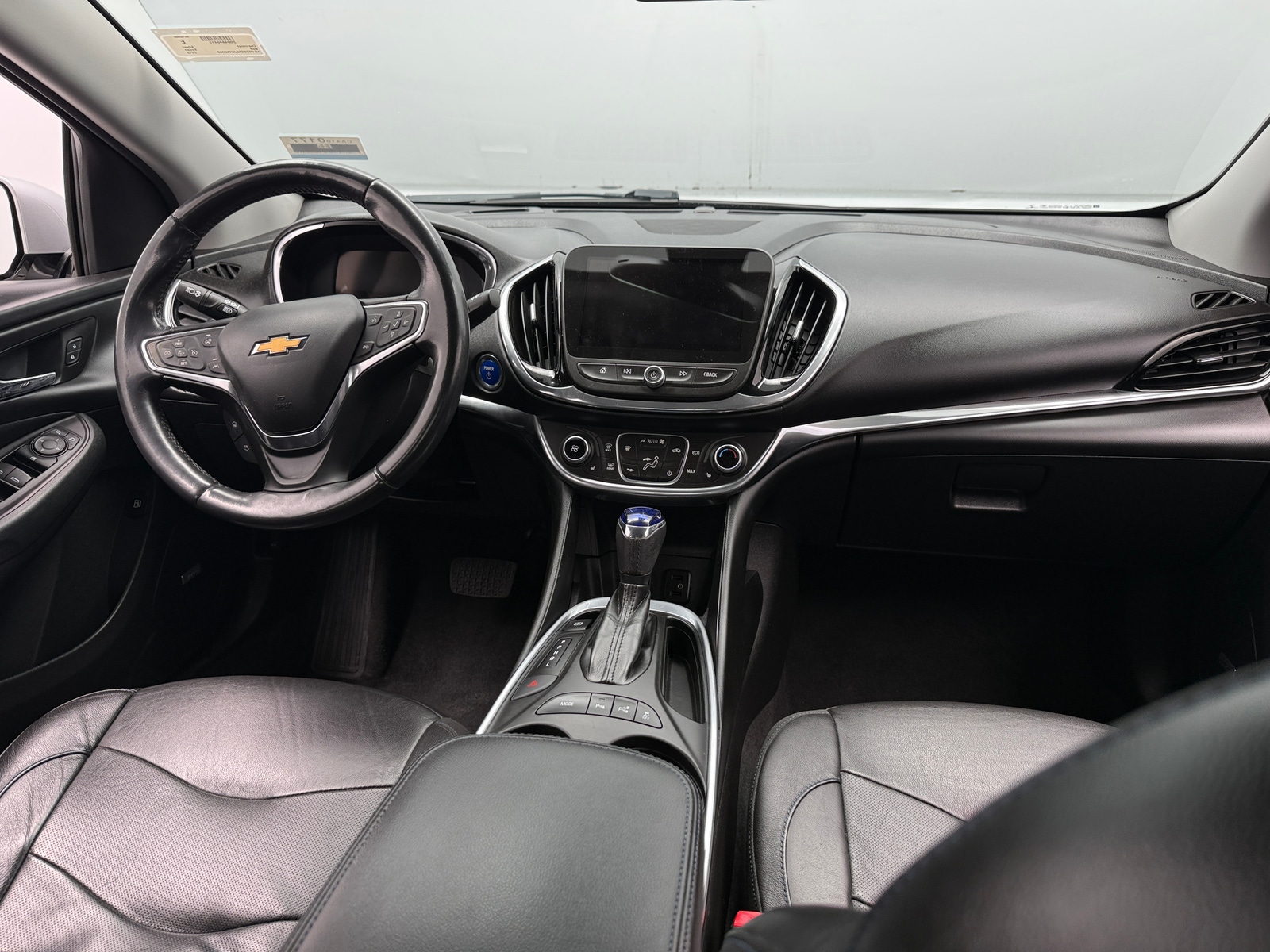 Thumbnail: 2018 Chevrolet Volt - 2