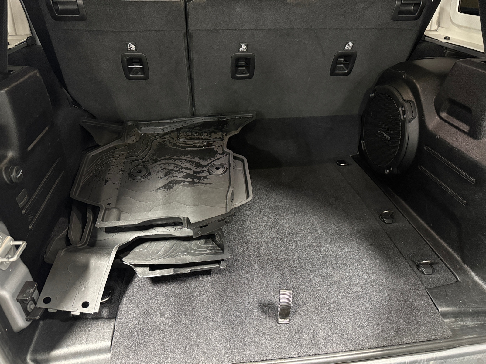 Thumbnail: 2021 Jeep Wrangler - 6