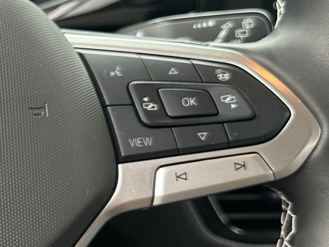 2025 Volkswagen Taos S - Photo 14