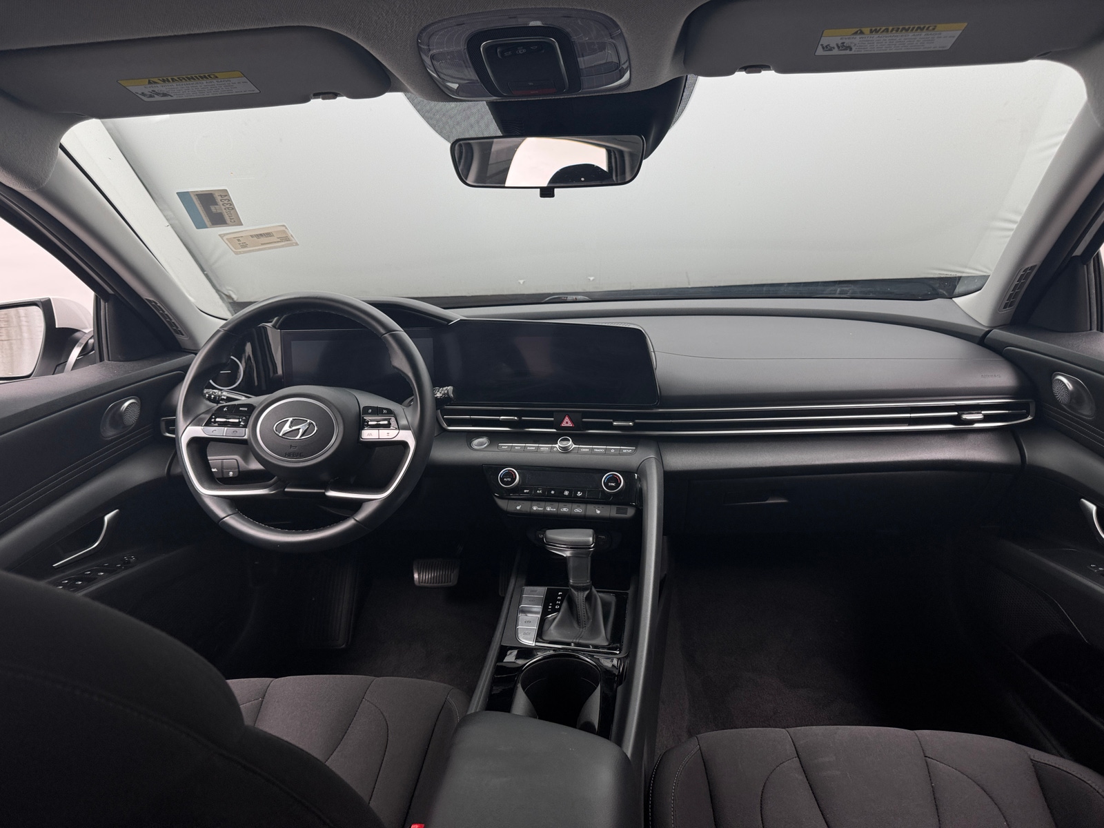 Thumbnail: 2023 Hyundai Elantra - 3