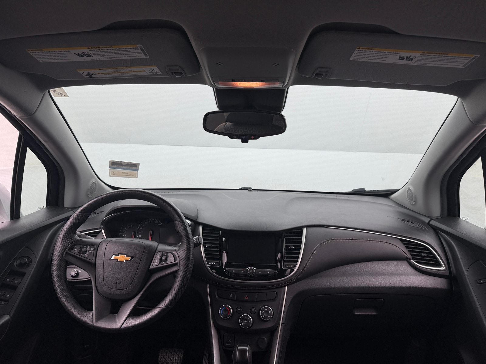 Thumbnail: 2020 Chevrolet Trax - 3