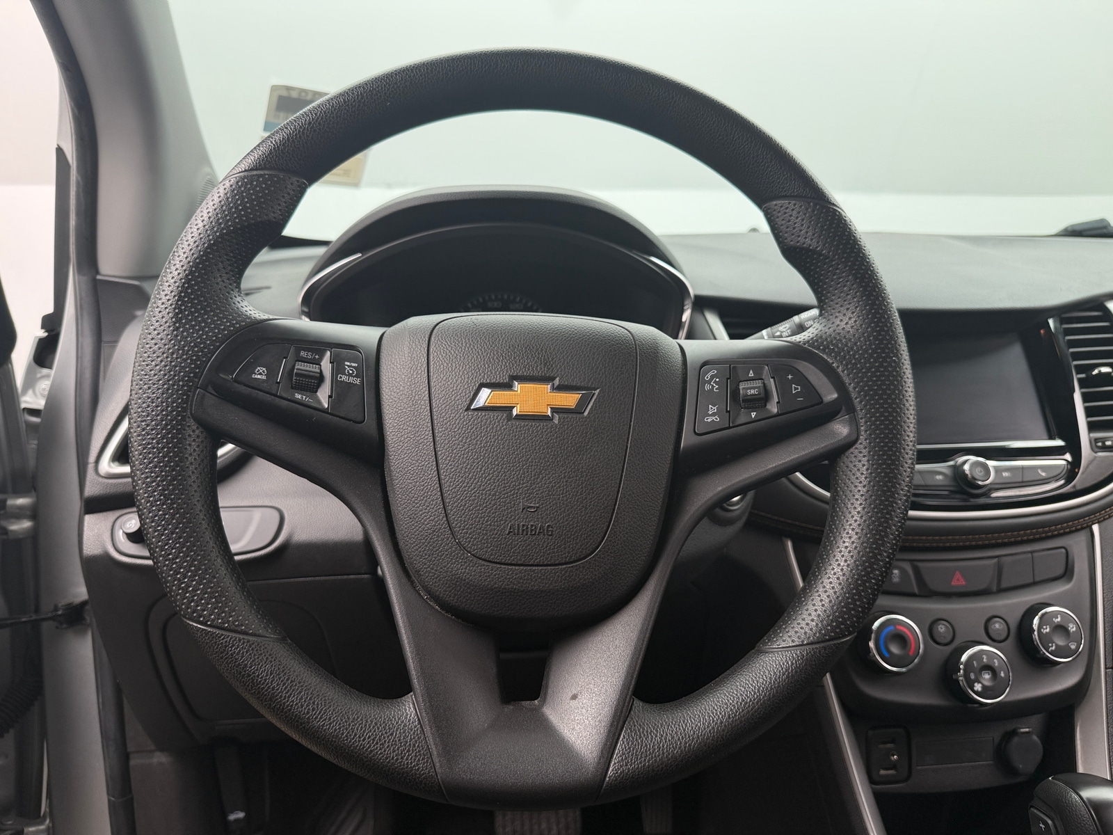 Thumbnail: 2020 Chevrolet Trax - 5