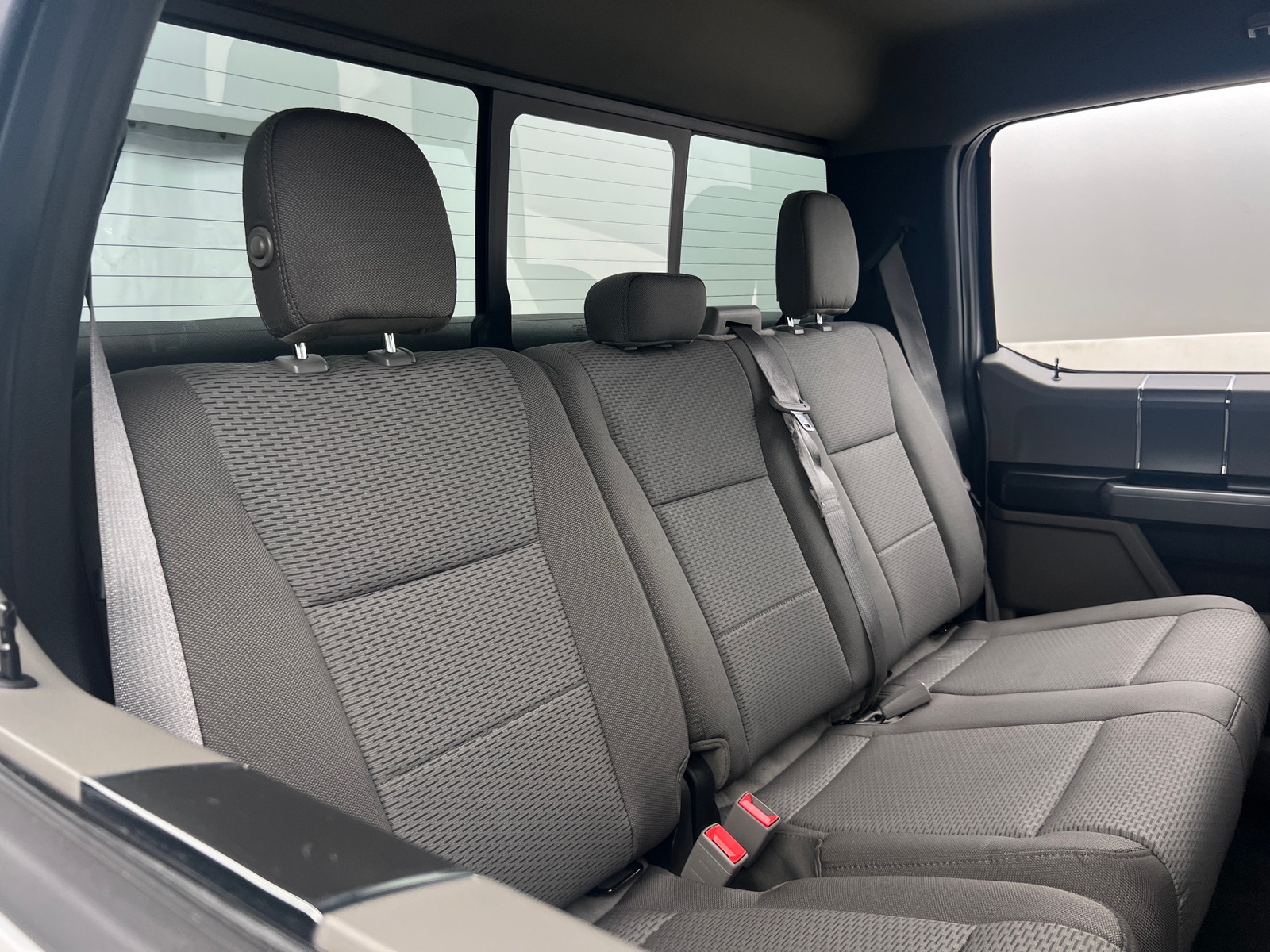Thumbnail: 2019 Ford Econoline - 6