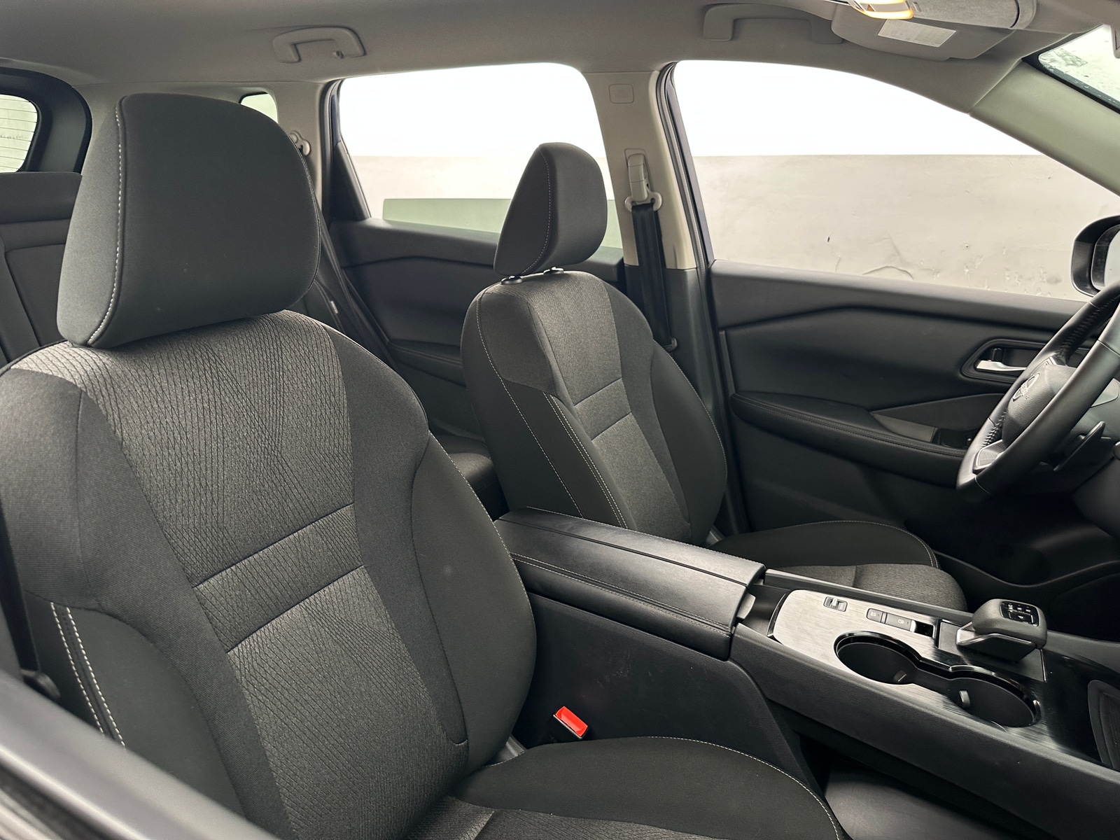 Thumbnail: 2025 Nissan Rogue - 2