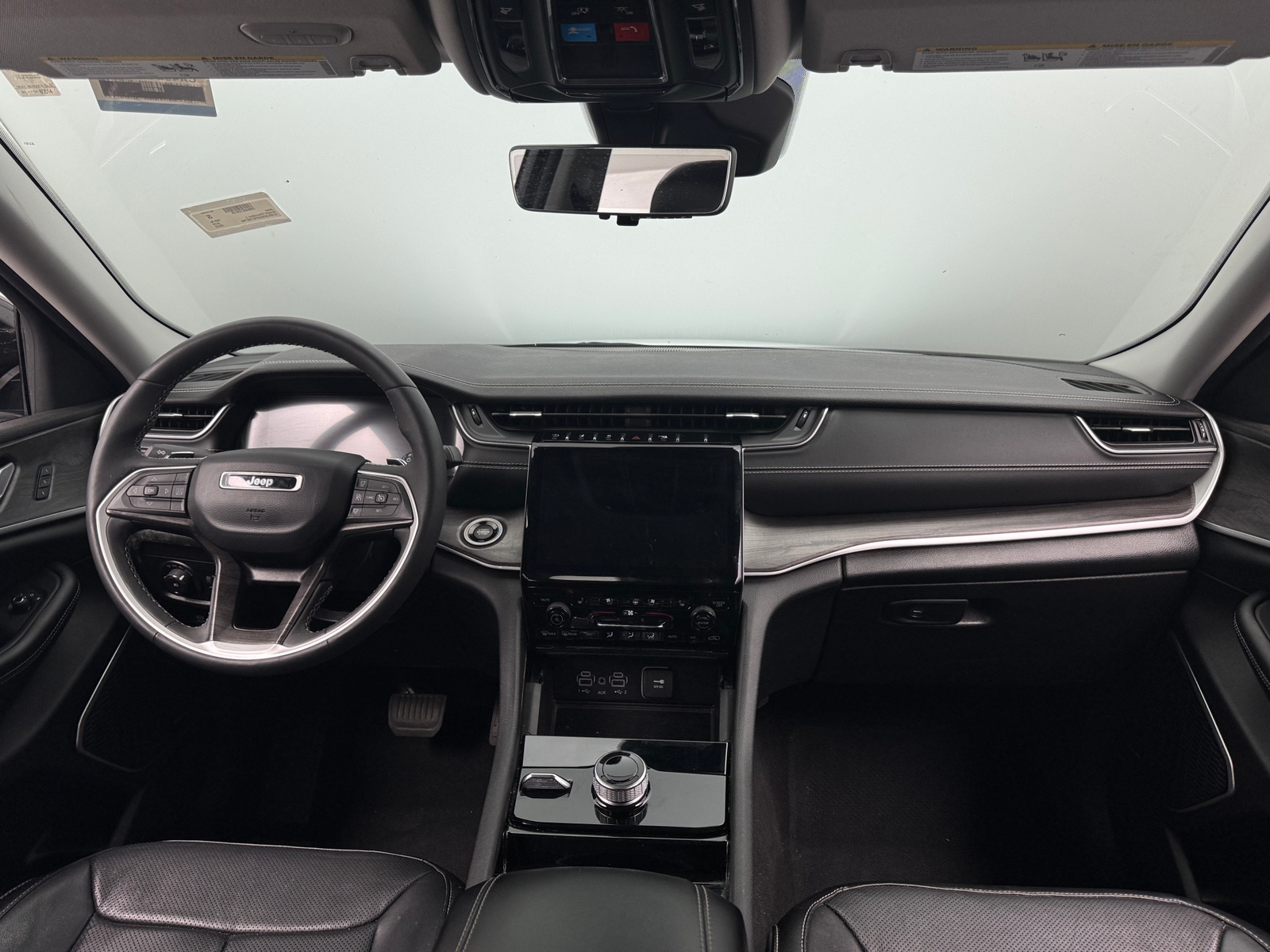 Thumbnail: 2023 Jeep Grand Cherokee L - 2