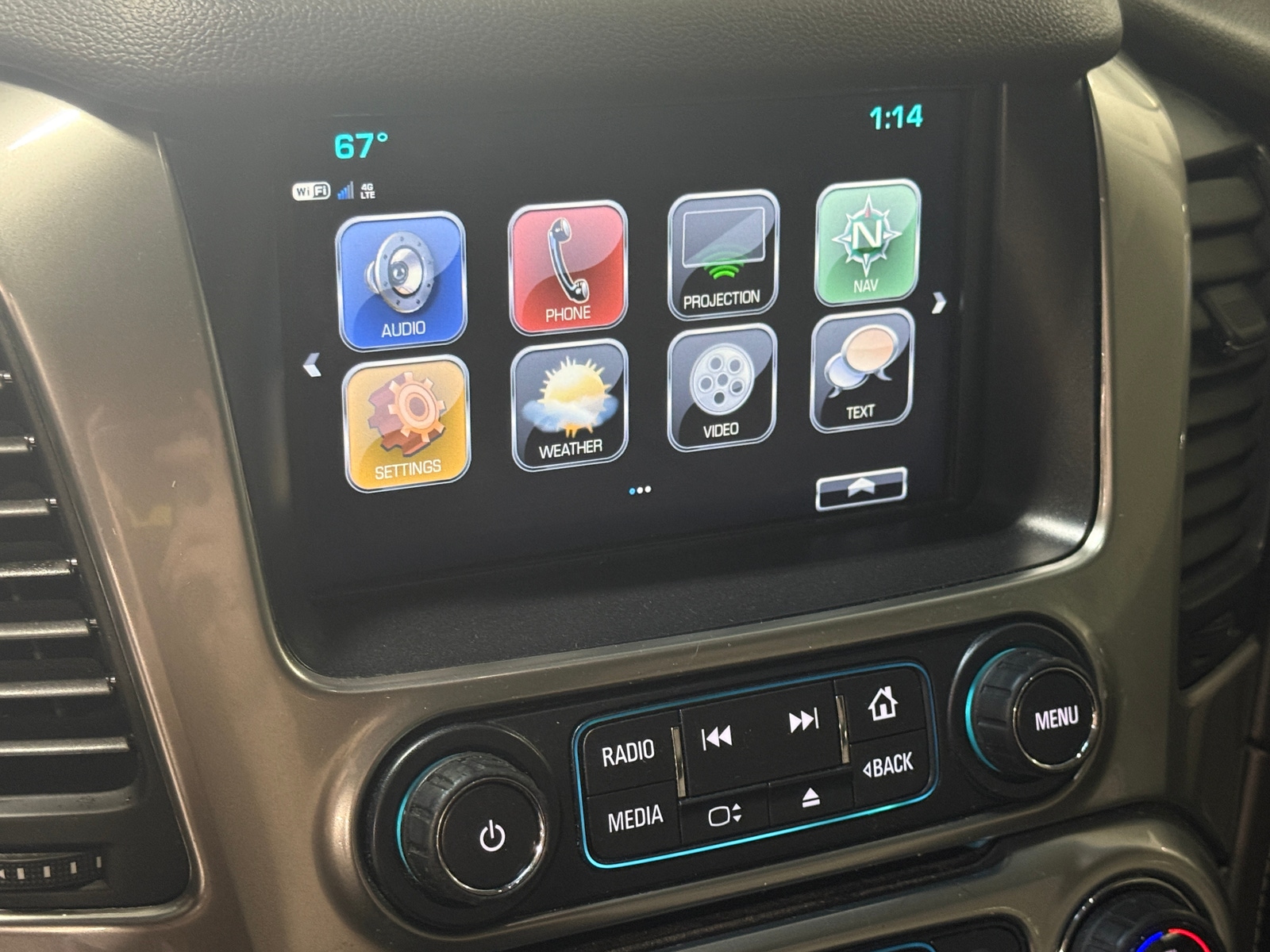 Thumbnail: 2019 Chevrolet Tahoe - 3