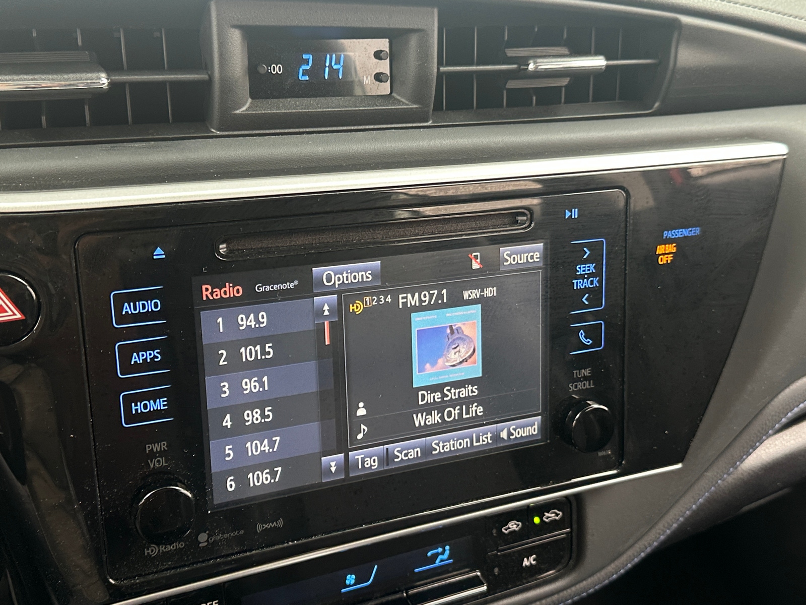 Thumbnail: 2019 Toyota Corolla - 3