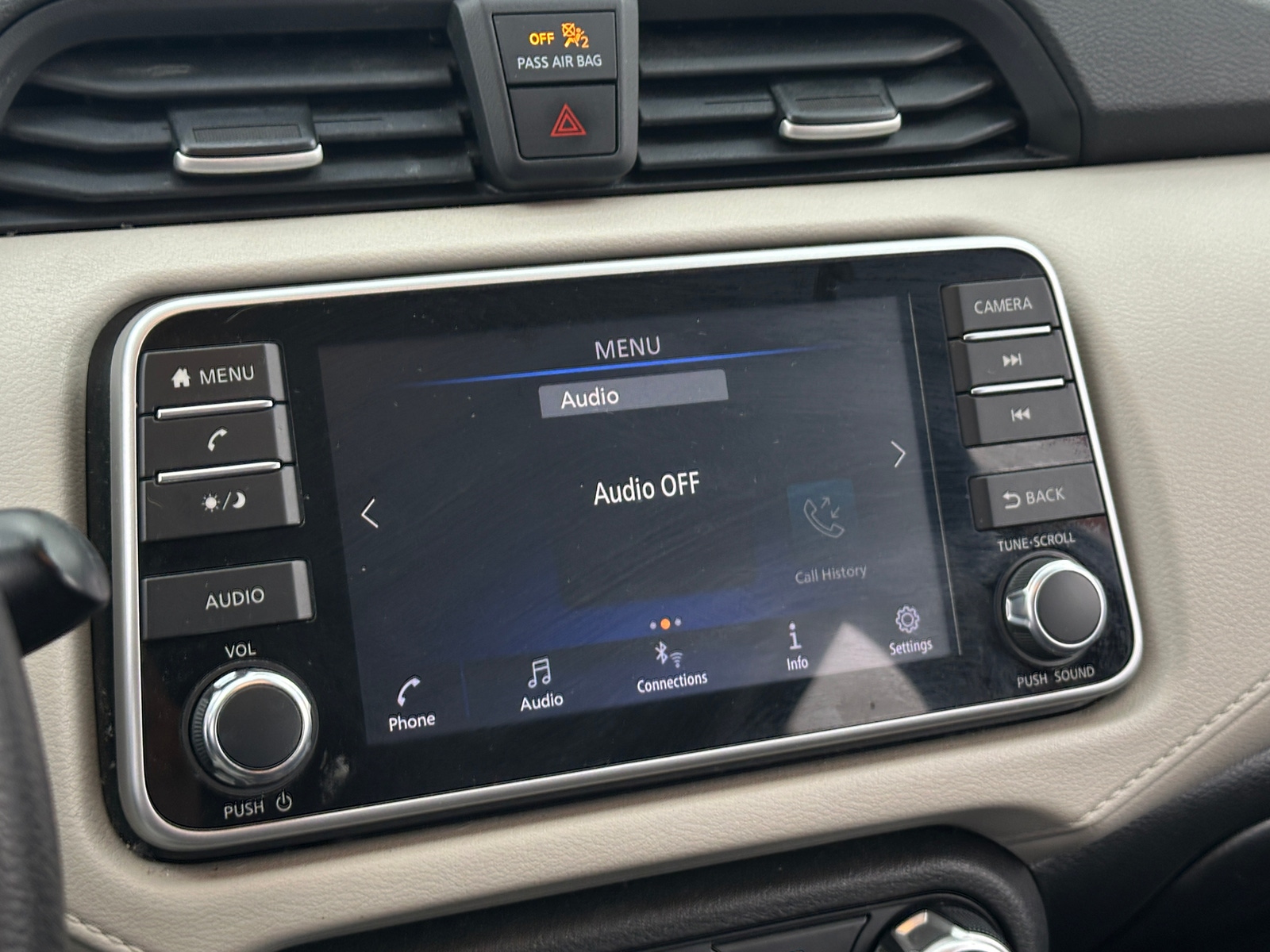 Thumbnail: 2021 Nissan Versa - 4