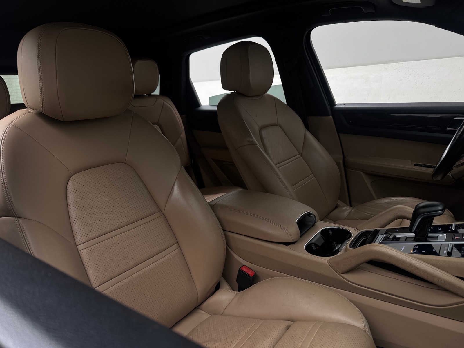 Thumbnail: 2019 Porsche Cayenne - 5