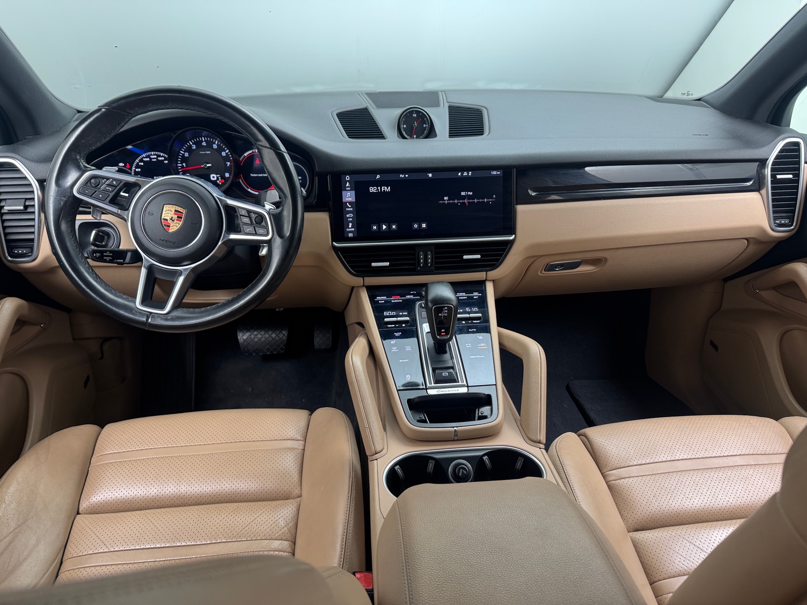 Thumbnail: 2019 Porsche Cayenne - 2