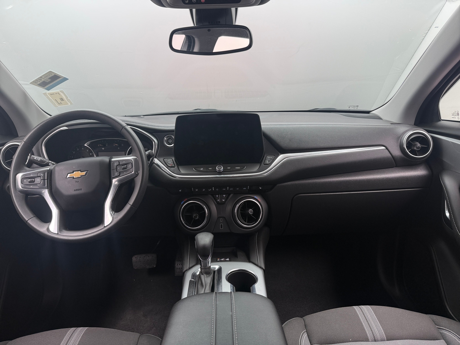 Thumbnail: 2023 Chevrolet Blazer - 3