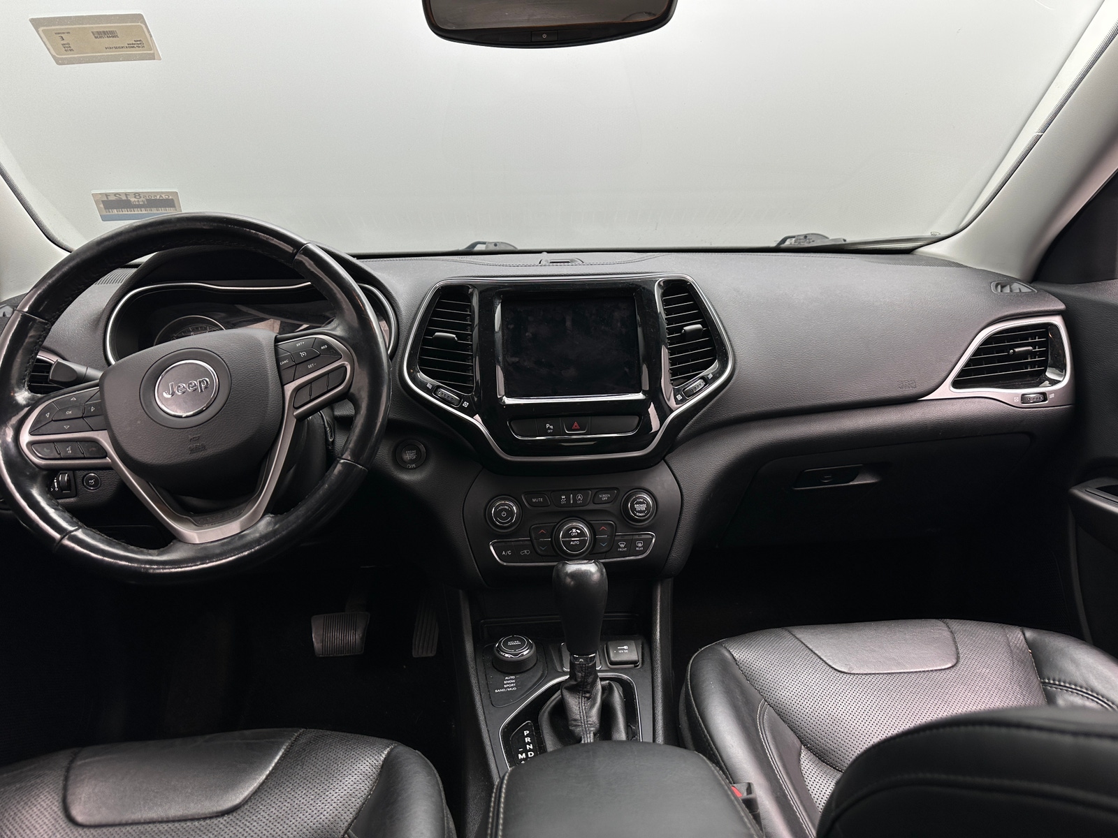 Thumbnail: 2019 Jeep Cherokee - 2