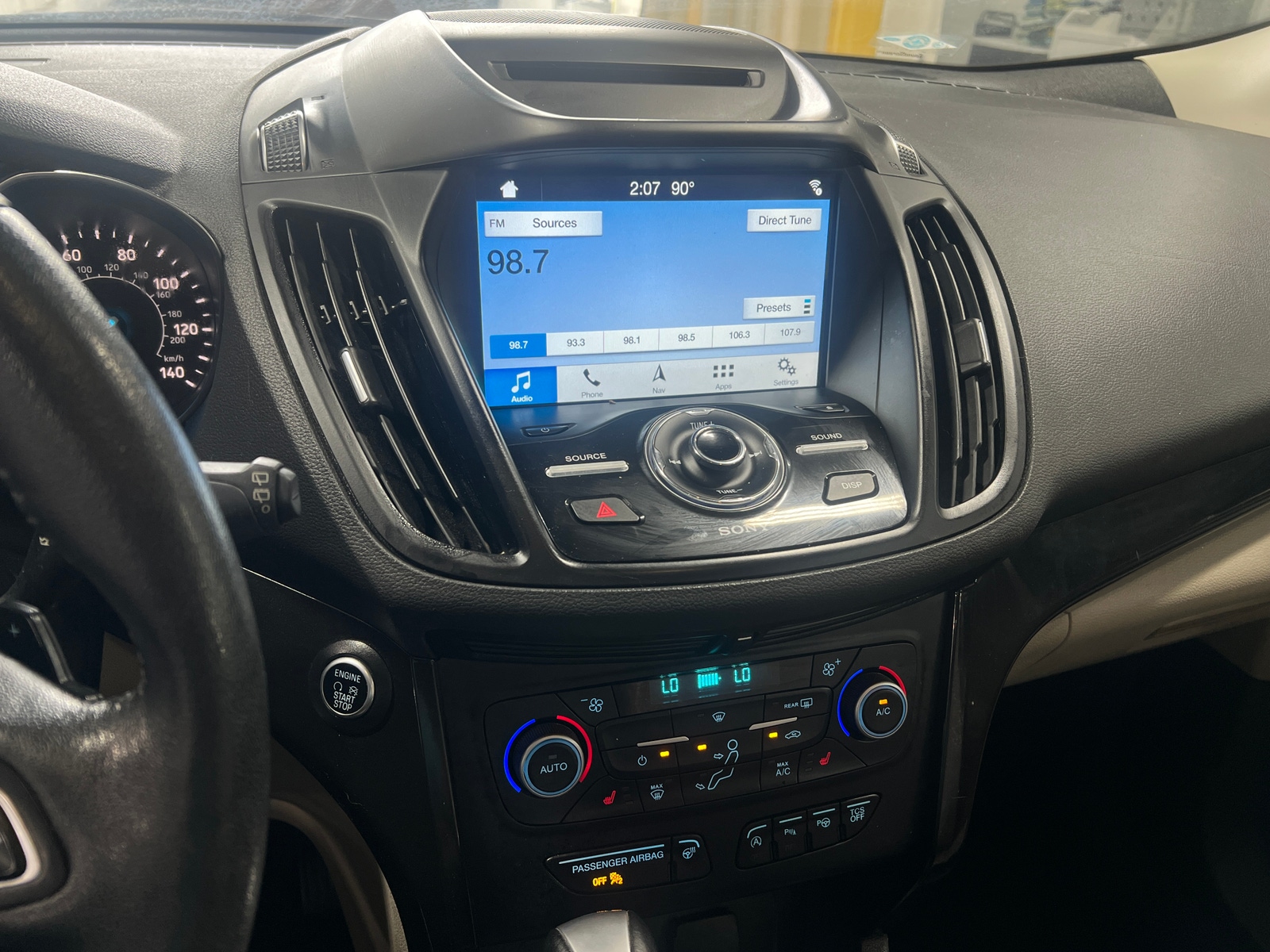 Thumbnail: 2018 Ford Escape - 3