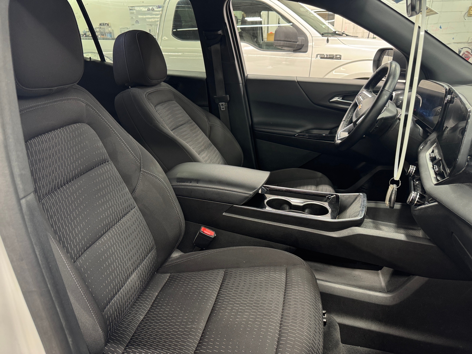 Thumbnail: 2025 Chevrolet Equinox - 2
