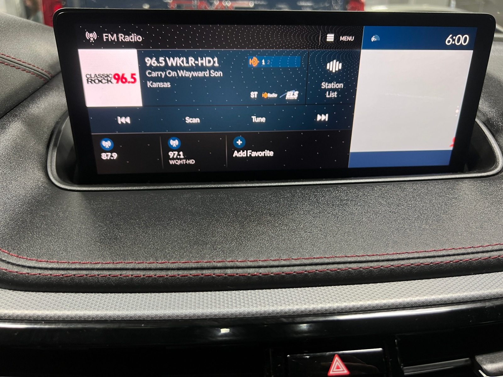 Thumbnail: 2022 Acura MDX - 3