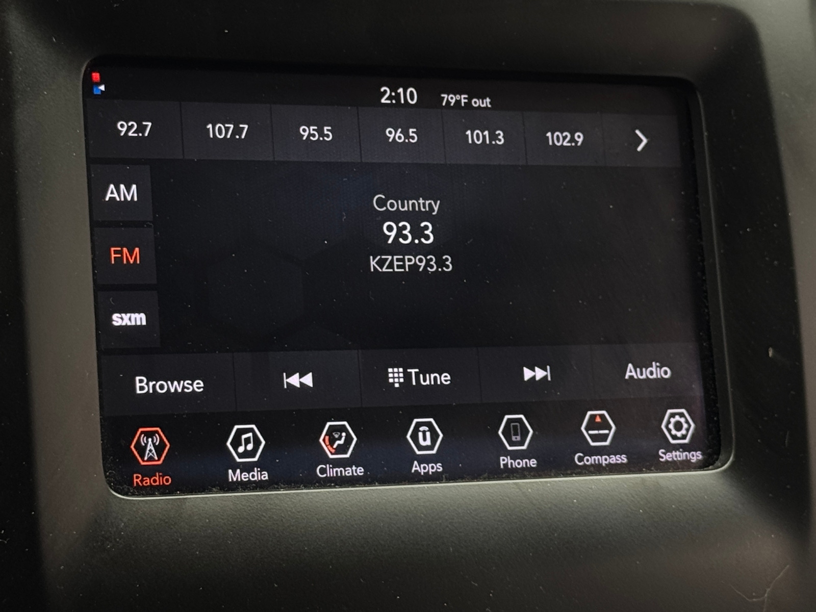 Thumbnail: 2020 Jeep Cherokee - 4