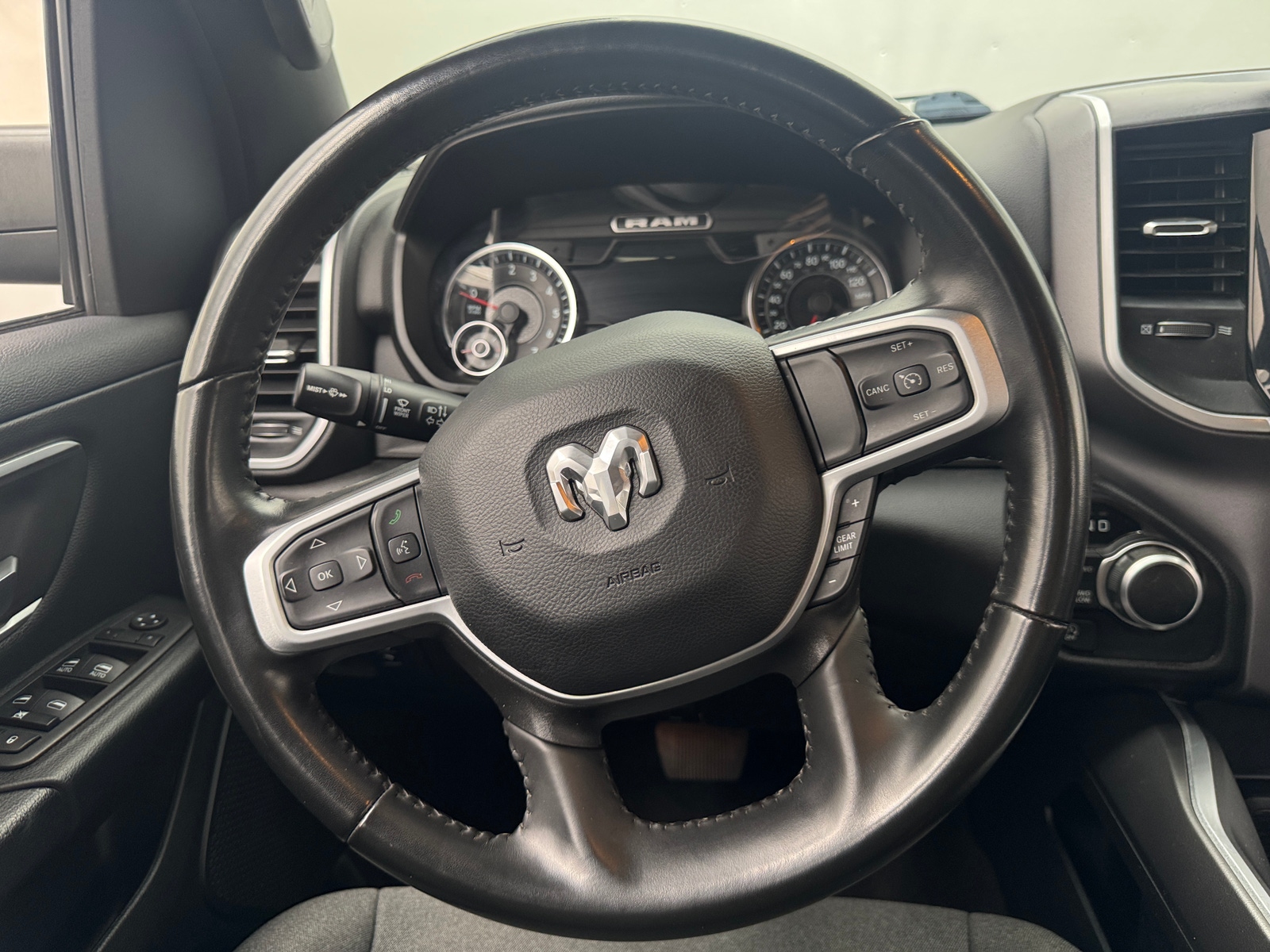 Thumbnail: 2022 RAM 1500 - 5