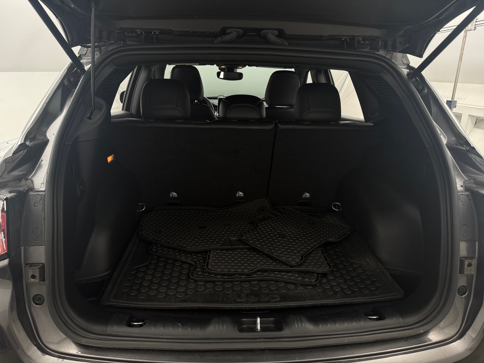 Thumbnail: 2023 Jeep Compass - 6