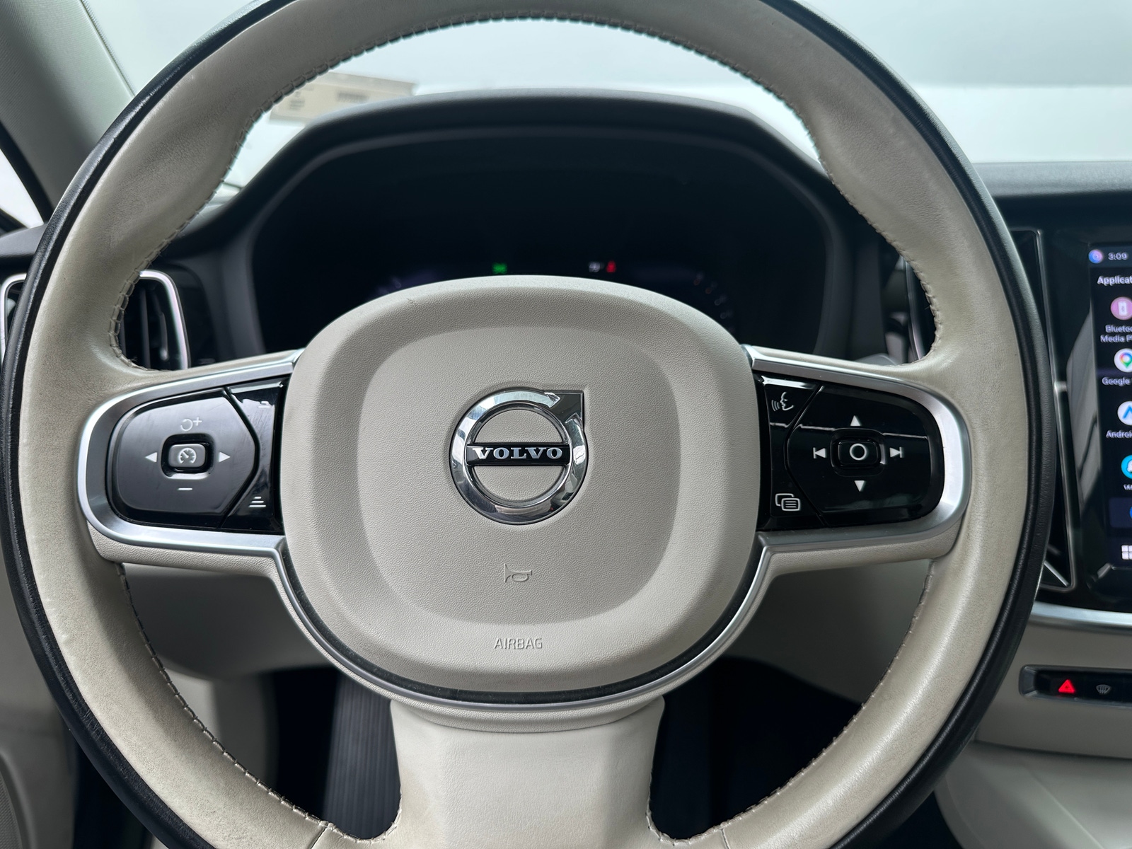 Thumbnail: 2024 Volvo S60 - 4