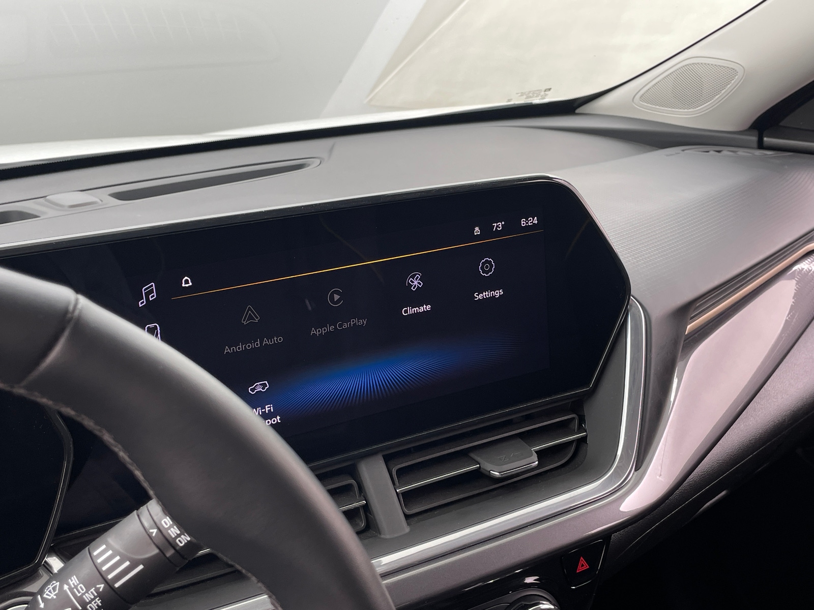Thumbnail: 2024 Chevrolet Trax - 3