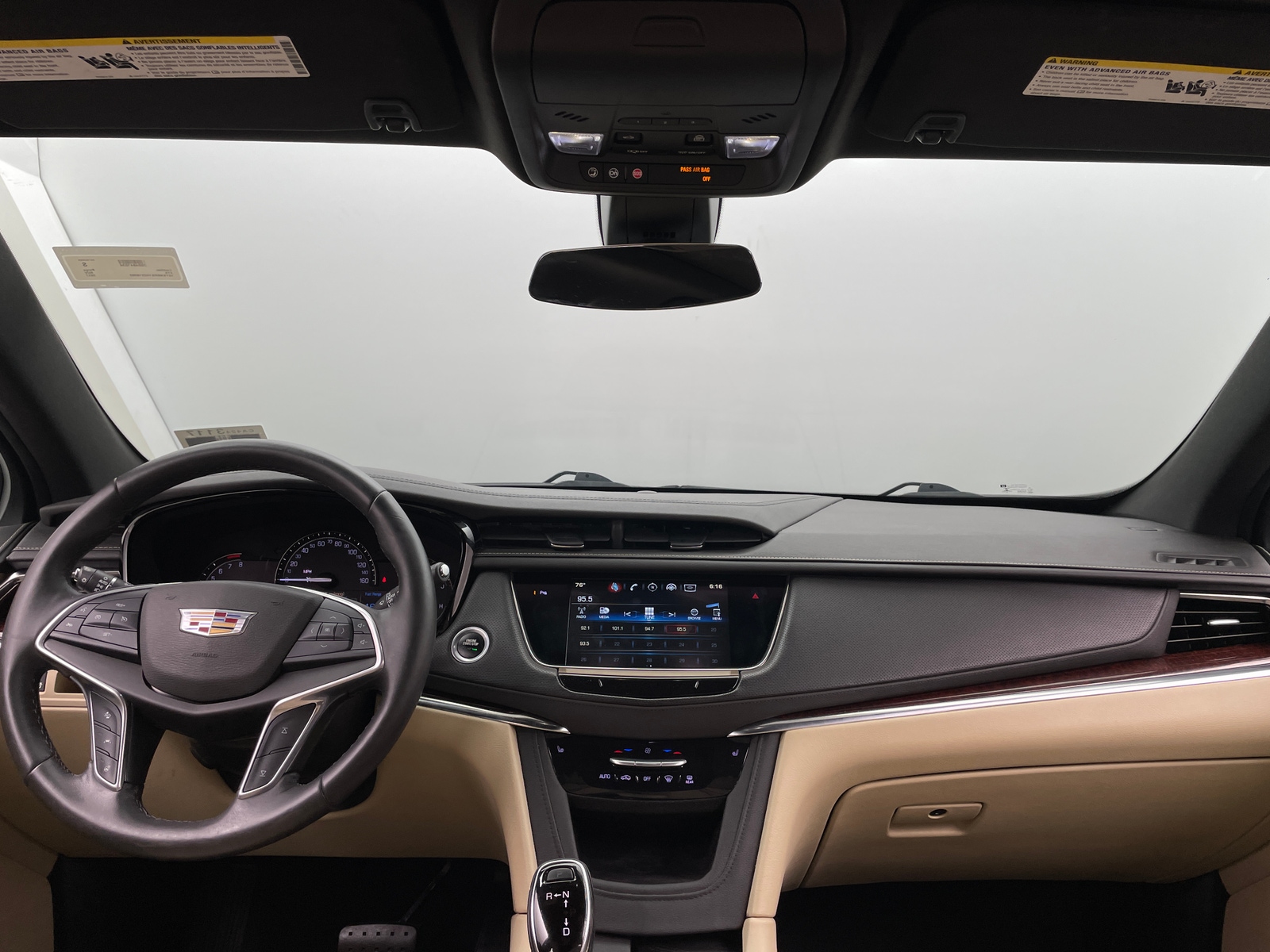 Thumbnail: 2017 Cadillac XT5 - 2
