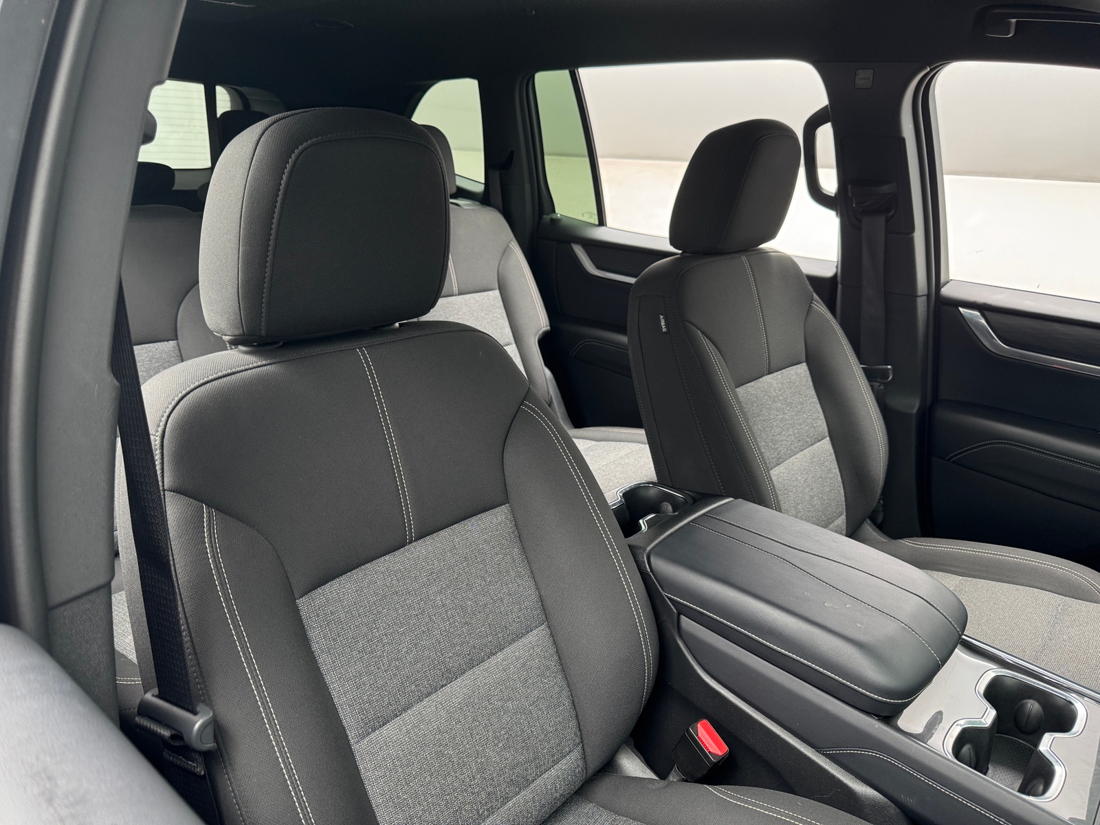Thumbnail: 2025 GMC Acadia - 2