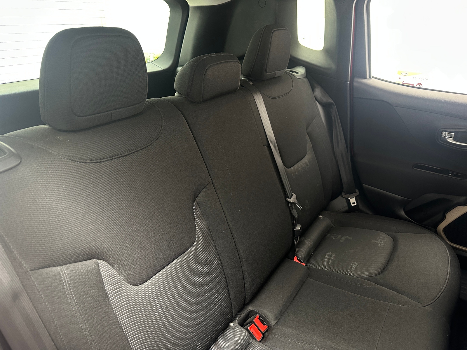 Thumbnail: 2015 Jeep Renegade - 6