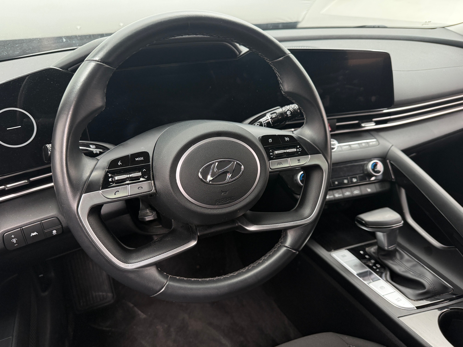 Thumbnail: 2023 Hyundai Elantra - 5