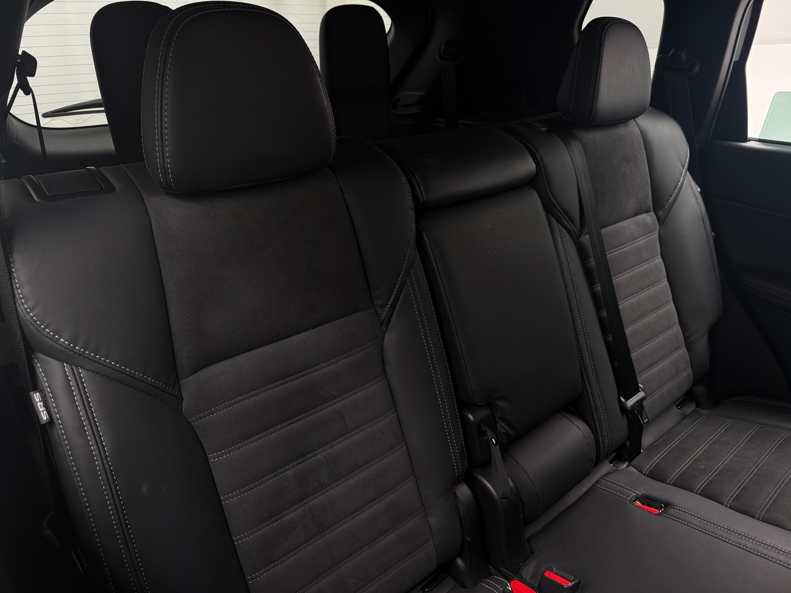 Thumbnail: 2023 Mitsubishi Outlander - 5