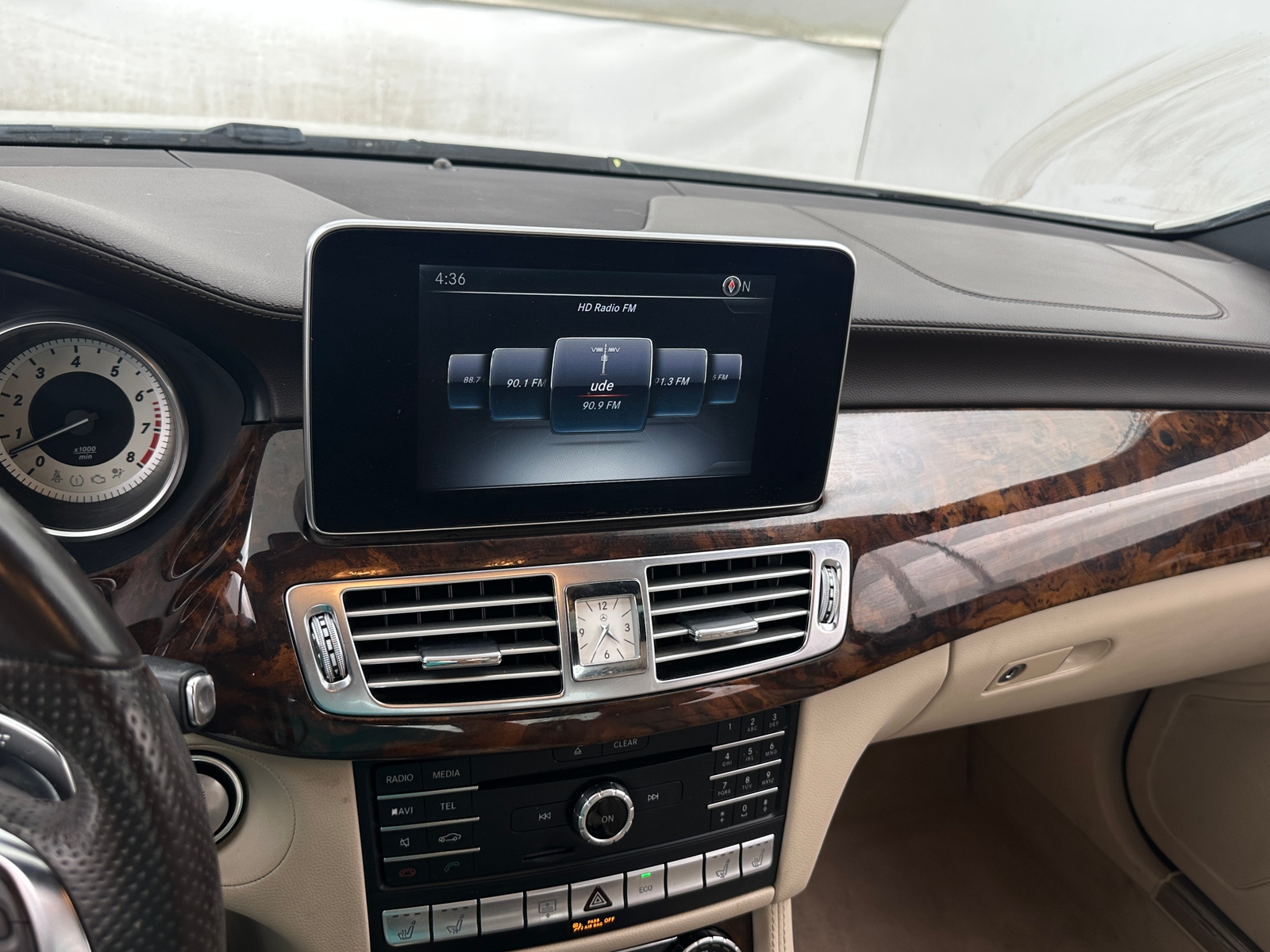 Thumbnail: 2015 Mercedes-Benz CLS - 3