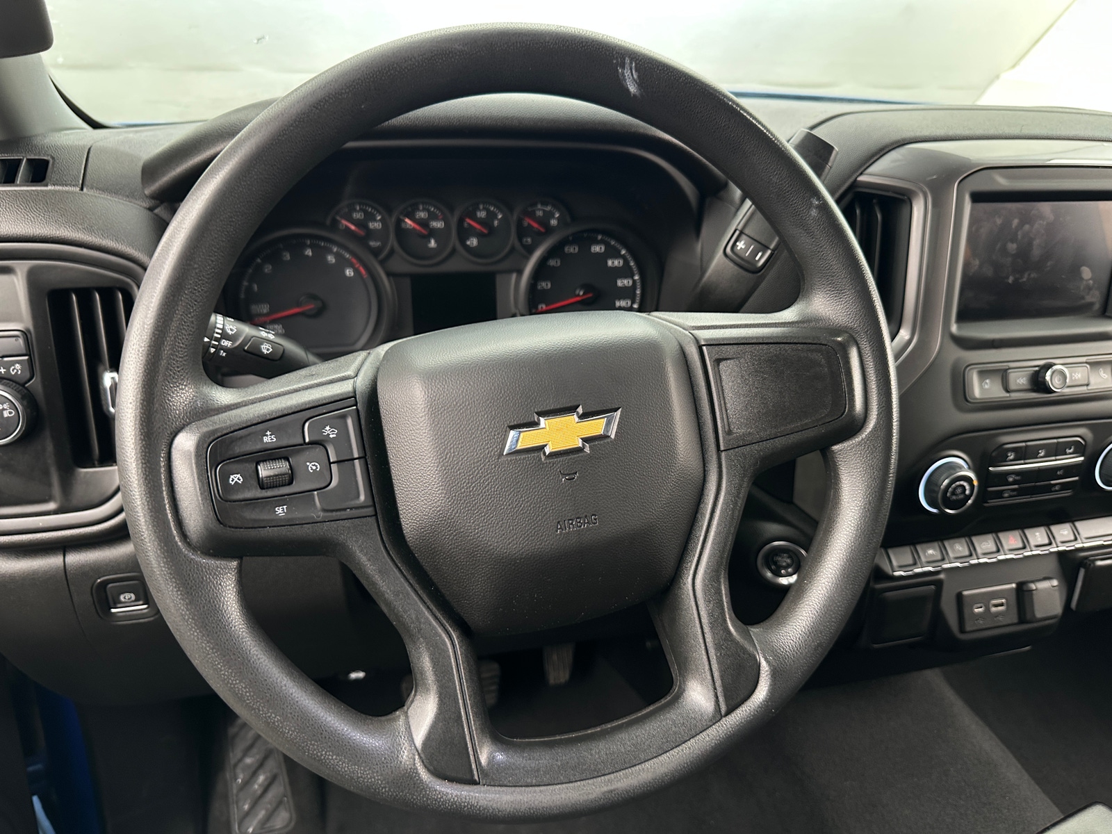 Thumbnail: 2022 Chevrolet Silverado 1500 - 5